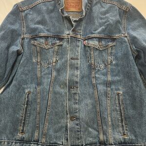 Levi's Classic Washed Blue Denim Trucker Jacket